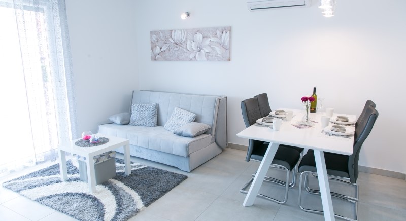 Apartments Navi - Apartment 1 (2+2) Living room